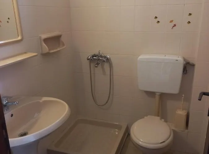 Marina ゲストハウス