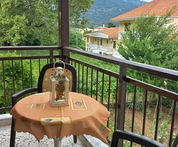 Marina ゲストハウス コイニラ